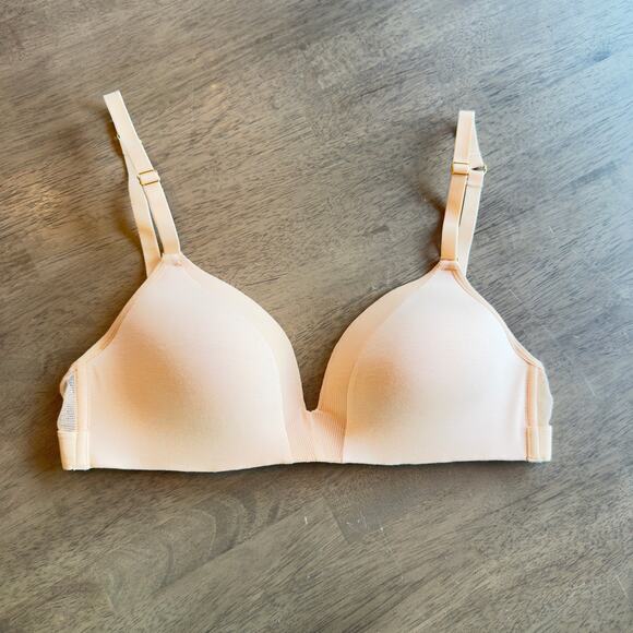 All . You. LIVELY Women's All Day Deep V Wire Free Bra beige bra, size 34C - Picture 8 of 9